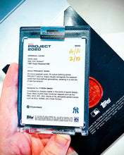 Load image into Gallery viewer, Derek Jeter by Tyson Beck - GOLD AUTOGRAPH - LIMITED TO 10