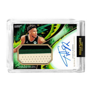 GIANNIS ANTETOKOUNMPO X TYSON BECK - TIER 1 - GAME WORN PATCH AUTO *RANDOMIZED CARD*
