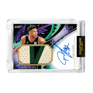 GIANNIS ANTETOKOUNMPO X TYSON BECK - TIER 1 - GAME WORN PATCH AUTO *RANDOMIZED CARD*